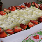 Pavê de Morango com Nata e bolacha Maisena