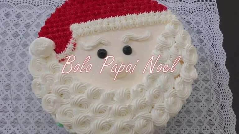 Bolo de Papai Noel para o Natal 2023