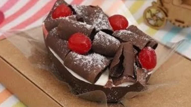 Ovo de Pascoa de Colher: Floresta Negra