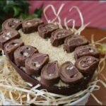Receita de Ovo de Páscoa Recheado com Caramelo e Doce de Leite