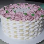 Aula Completa: Confeitando um Bolo Cesta de Rosas com Bico de Confeitar